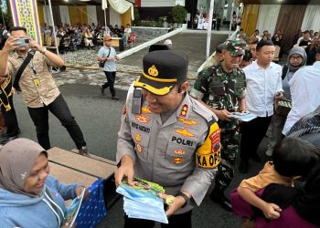 KAPOLRES BOYOLALI PASTIKAN KEAMANAN BOYOLALI CITY LIGHT RAMADHAN DI SIMPANG SIAGA