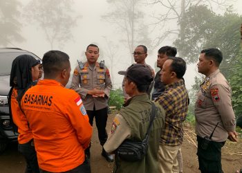Tiga Hari Pendaki Hilang, Kapolres Boyolali Tinjau Langsung Posko Timboa untuk Koordinasi Pencarian