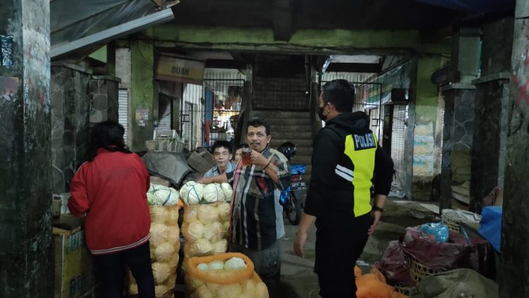 Apresiasi Warga Mengalir atas Kehadiran Polisi di Tengah Masyarakat Gladagsari