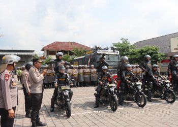 Kapolres Boyolali Pimpin Langsung Latihan Pengendalian Massa untuk Tingkatkan Kesiapsiagaan Personel