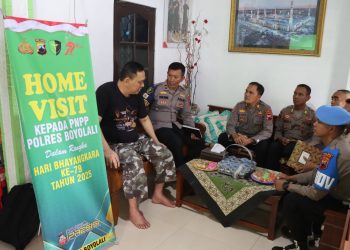 Jelang HUT Bhayangkara ke-79, Sidokkes Polres Boyolali Gelar Home Visit untuk Anggota yang Sakit