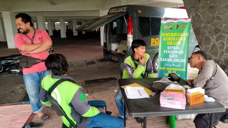 Polres Boyolali Gelar Pemeriksaan Kesehatan Gratis bagi Pengemudi Ojek Online, Sambut Hari Bhayangkara ke-79