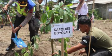 Kapolres Boyolali dan Forkopimda Gerakkan Penanaman Pohon Serentak HMPI 2025 sebagai Upaya Kolektif Cegah Bencana